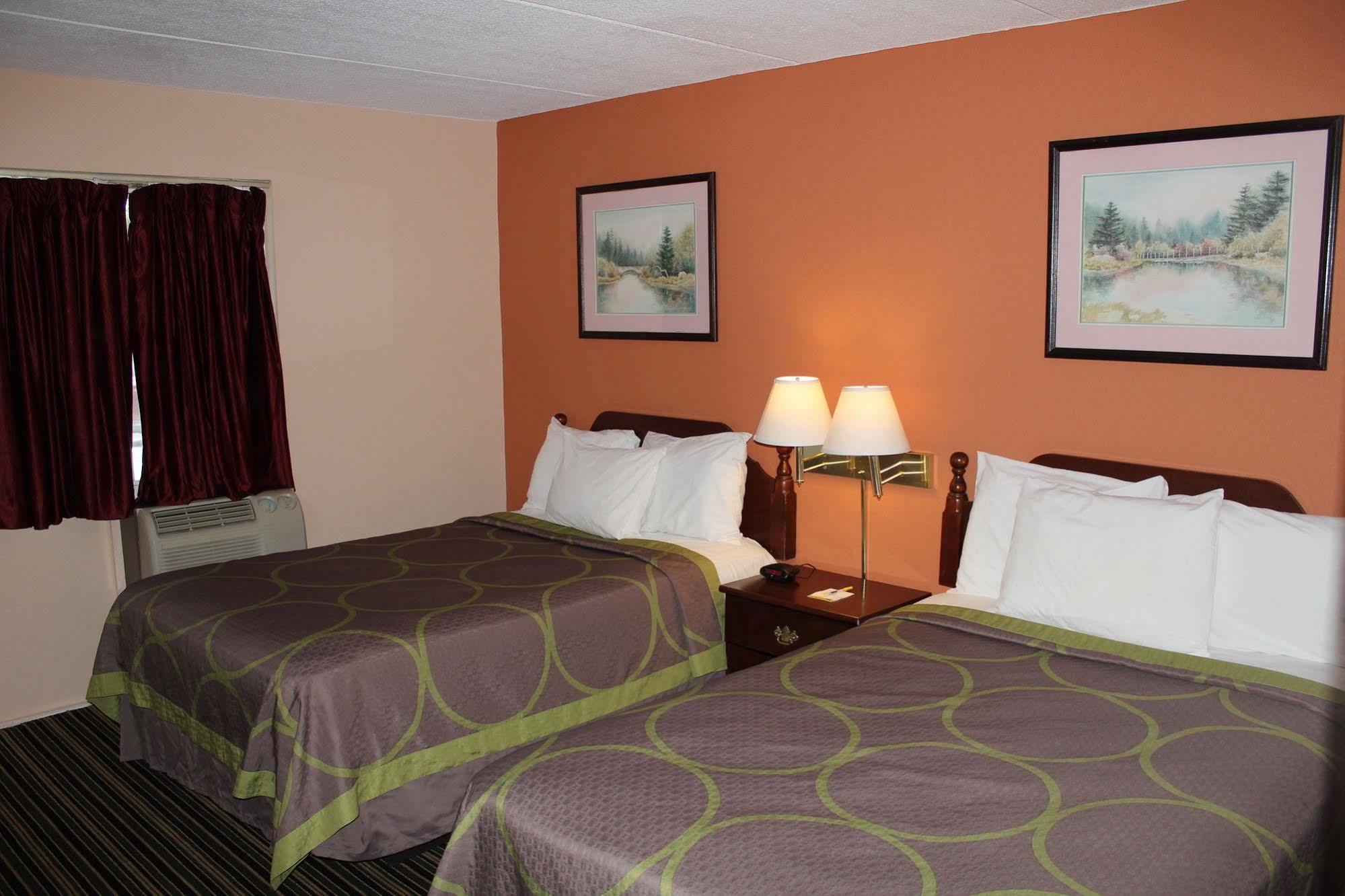 Days Inn By Wyndham Lenox Ma Eksteriør bilde